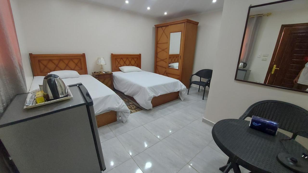 Ramses Guest House Kafret el-Gabal エクステリア 写真